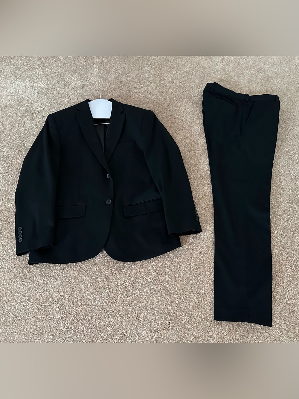 Men’s Classic Black Men’s Suit Jacket & Pants 40S